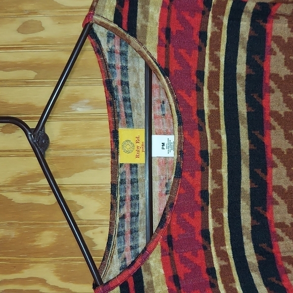 Ruby Red Top - Picture 2 of 6